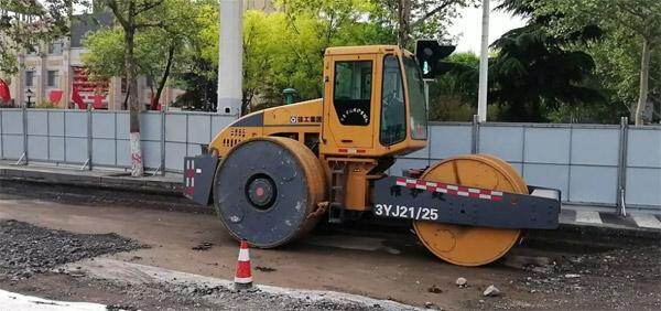 整条路徐工造 徐工成套道路机械在河北市政各显神通